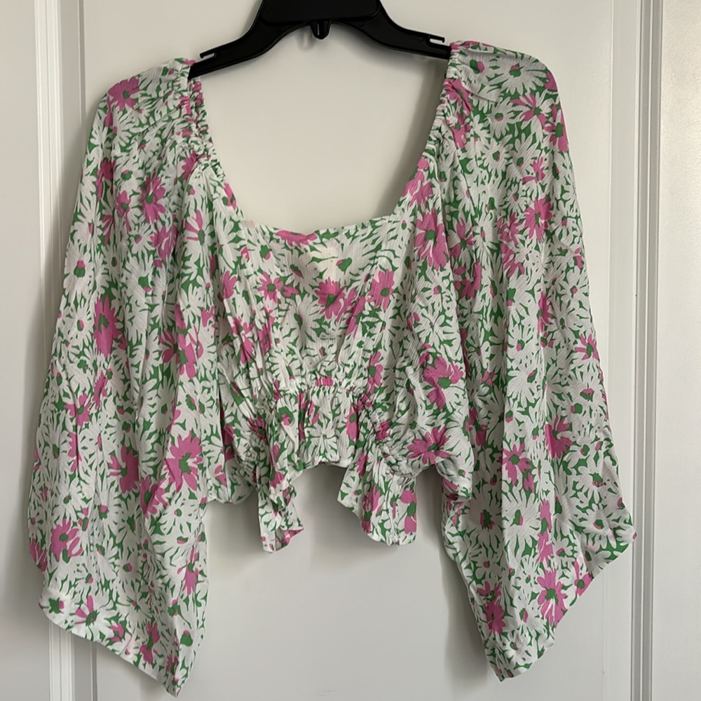 Chaser Crop Top - Picture 3 of 5